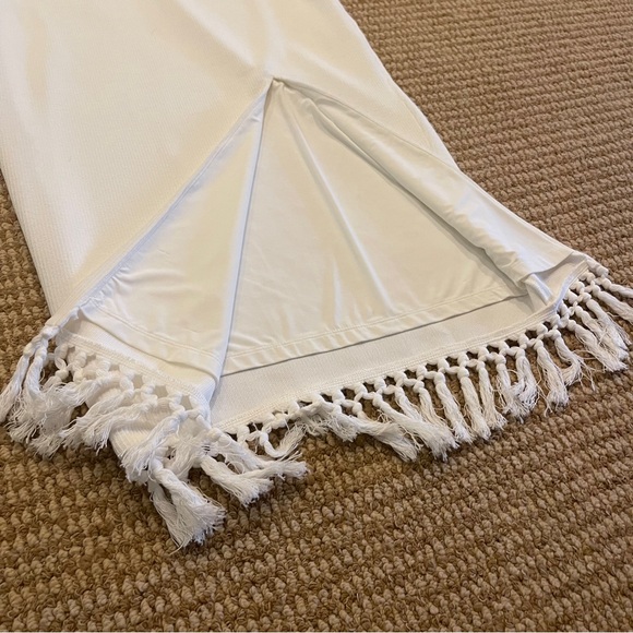 Saylor Astor Fringe Midi Dress in White Medium NWT - Picture 6 of 11